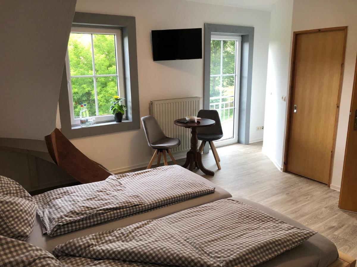 Landgasthof Wetteraperle Raila 외부 사진